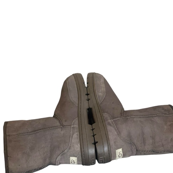 UGG Australia Uitra Short brown
 MENS 25220 boots size M9 - Picture 6 of 15
